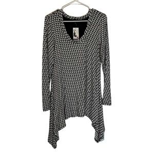 Karen Kane B+W Checkered Top